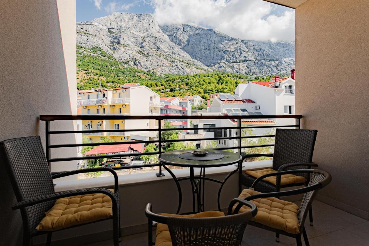 Apartmani Benzon Baška Voda Exterior foto