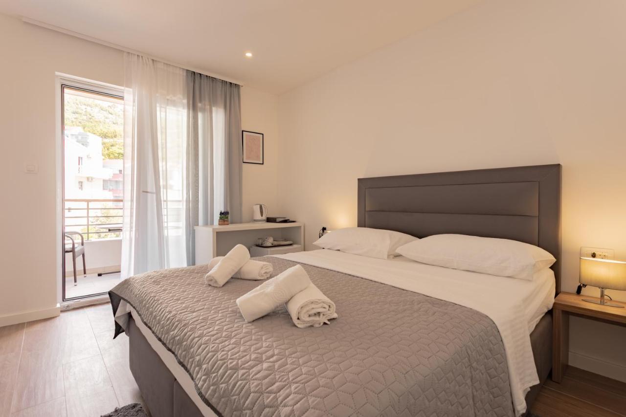 Apartmani Benzon Baška Voda Exterior foto